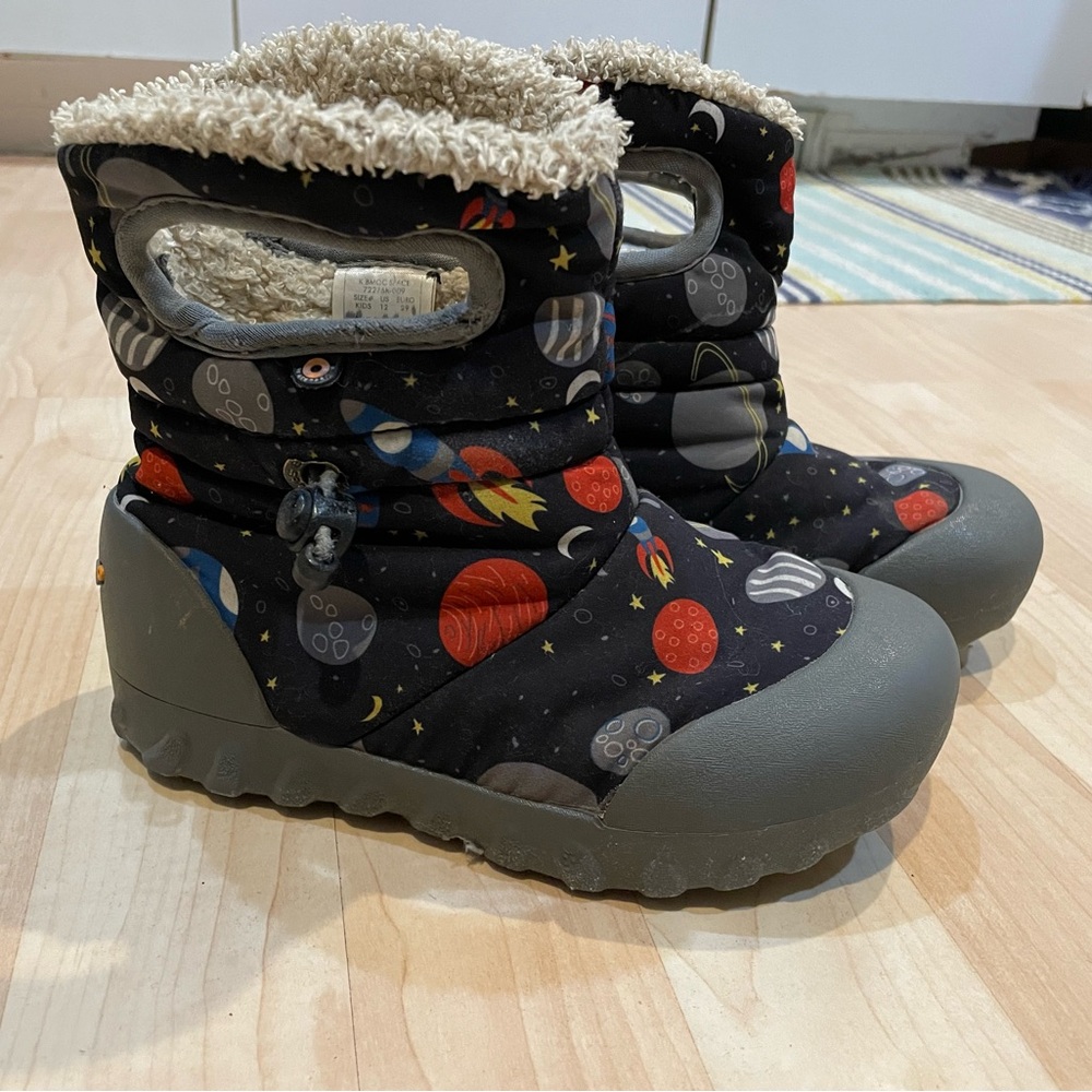 Kids Bogs B-Moc waterproof winter boot, size 12